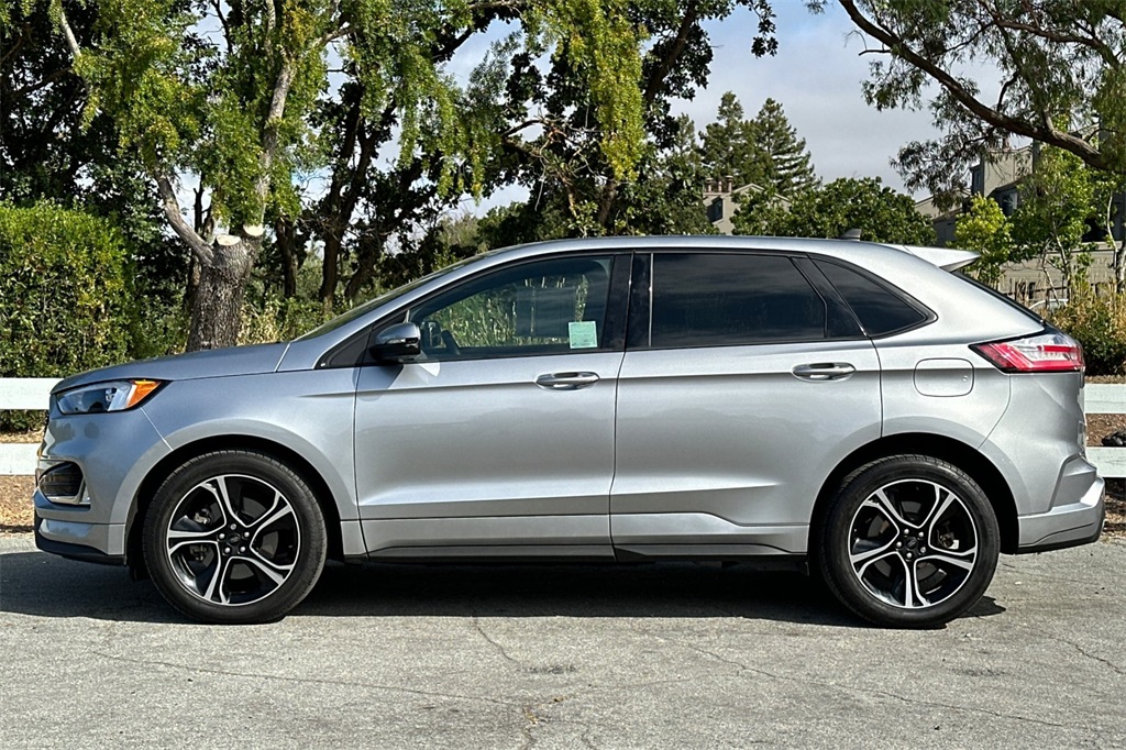 2020 Ford Edge ST photo 7
