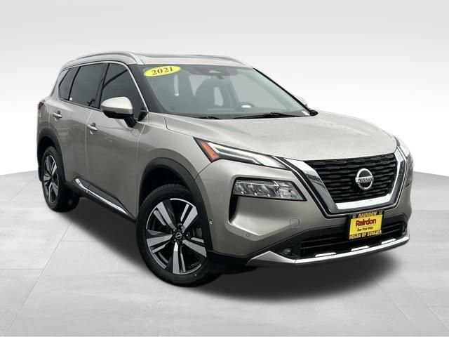 2021 Nissan Rogue Platinum's photo