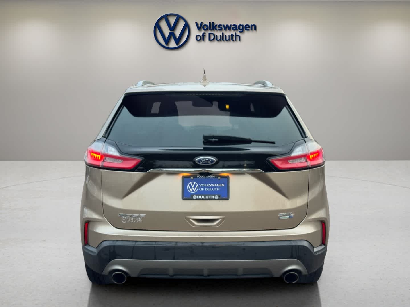 2020 Ford Edge SEL photo 4