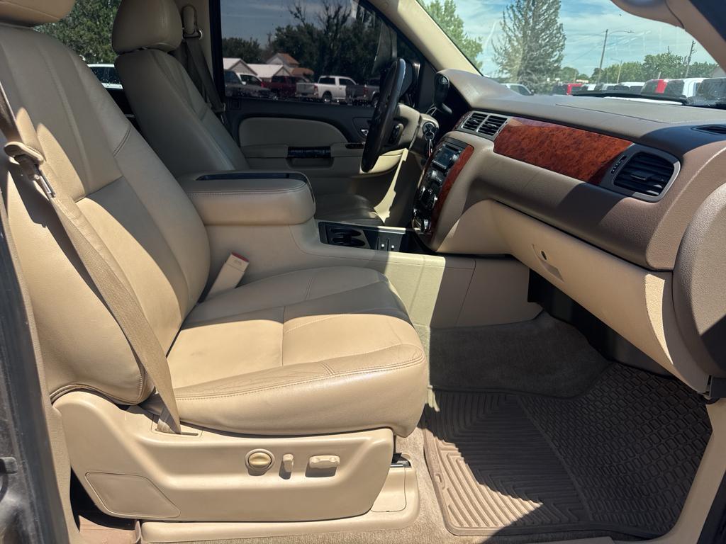 2012 Chevrolet Tahoe LT photo 14
