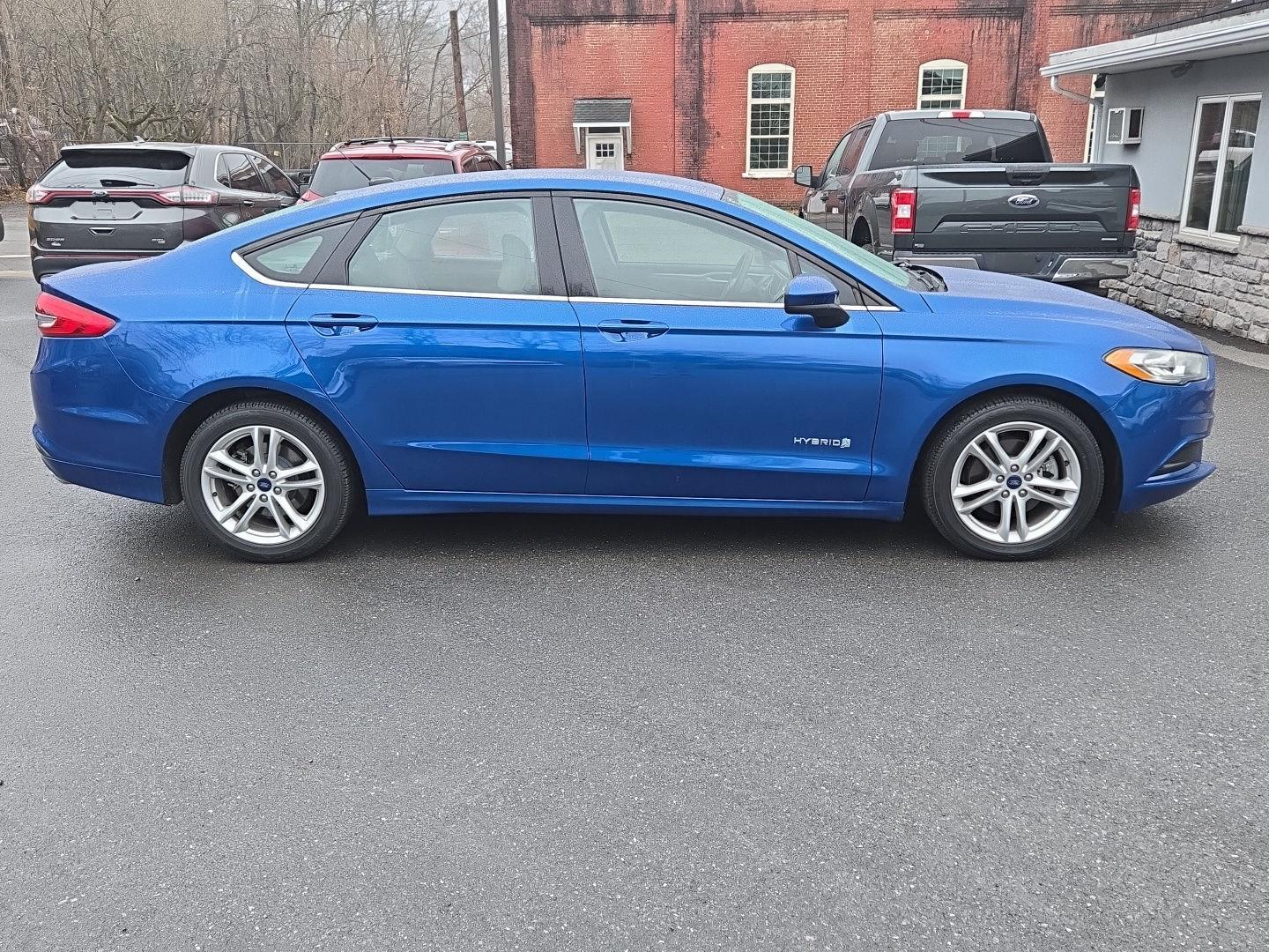 2018 Ford Fusion Hybrid S photo 4