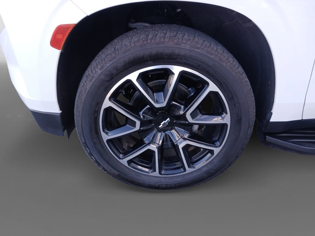 2021 Chevrolet Tahoe RST photo 32