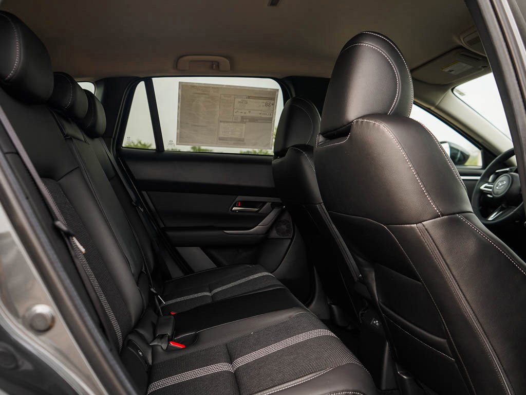 2025 Mazda CX-50 Preferred photo 10