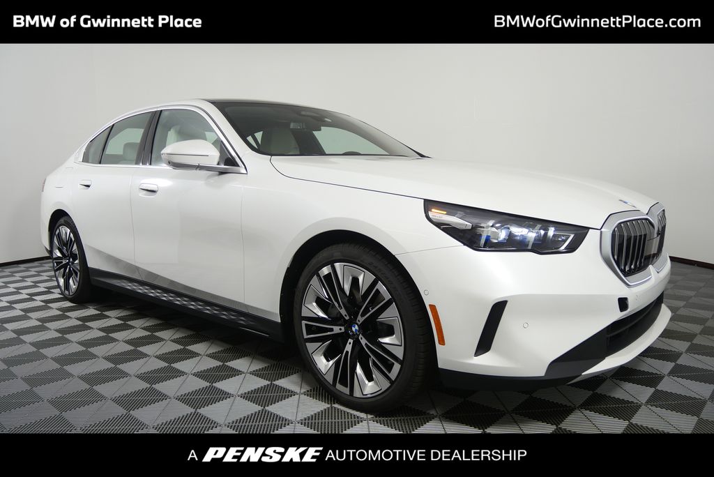 2026 BMW 5 Series 540i's photo