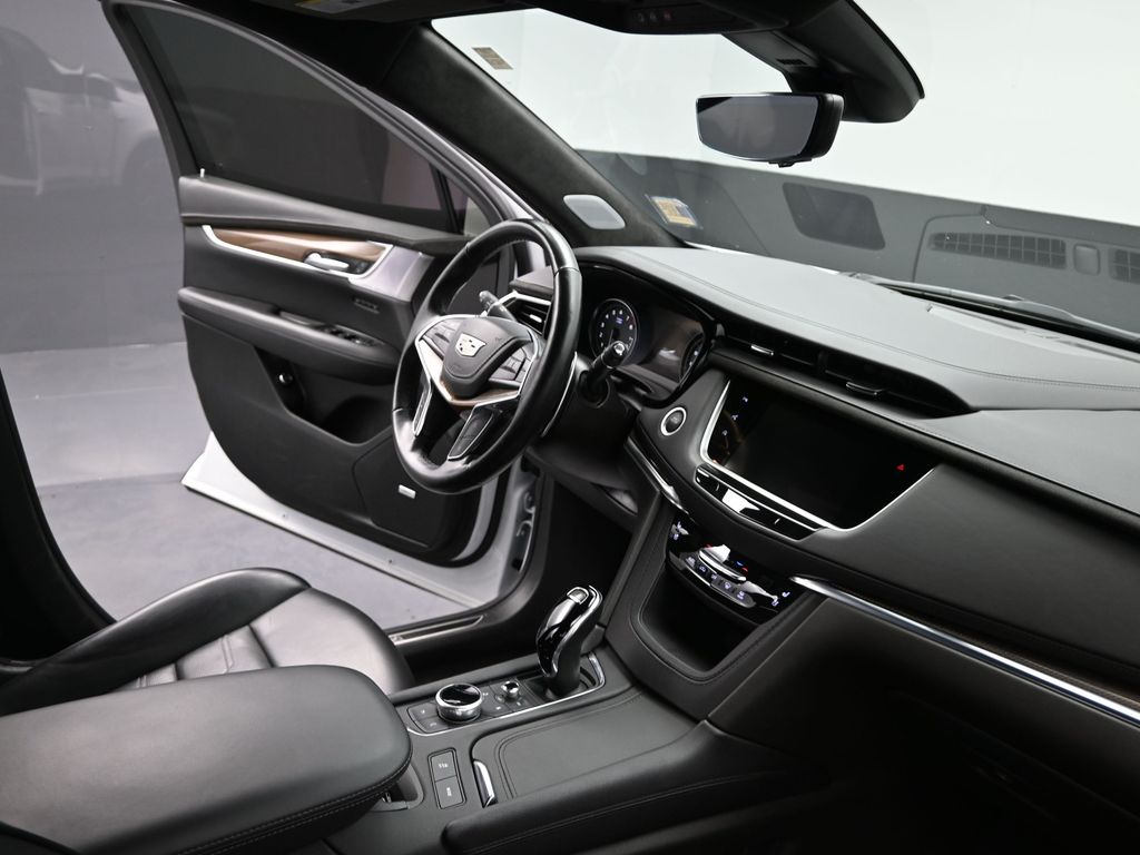 2023 Cadillac XT5 Platinum Sport photo 17