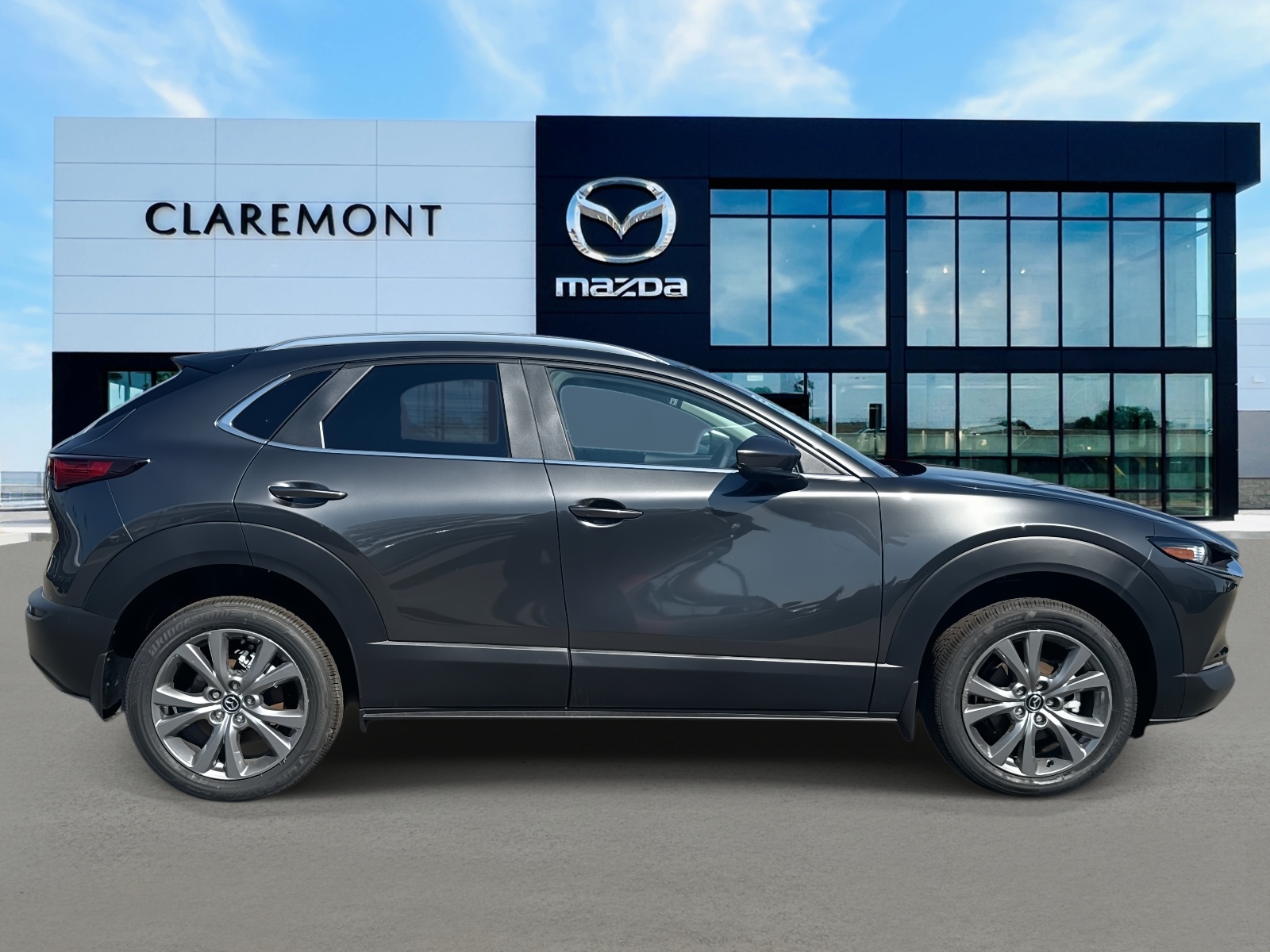 2025 Mazda CX-30 2.5 S Preferred photo 4