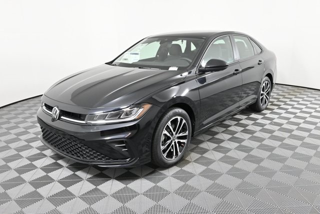 2025 Volkswagen Jetta 1.5T Sport photo 2