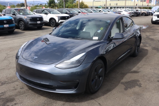 2022 Tesla Model 3 Long Range photo 5