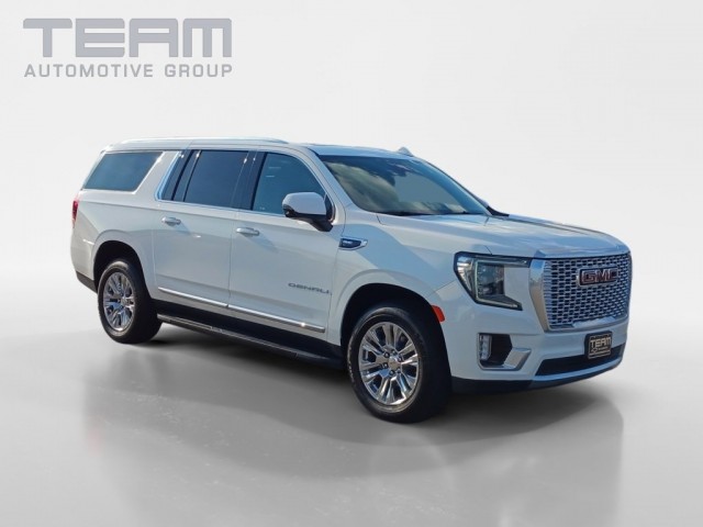 2024 GMC Yukon XL Denali's photo