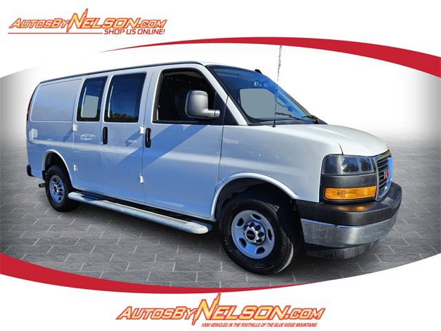 2024 GMC Savana LT's photo