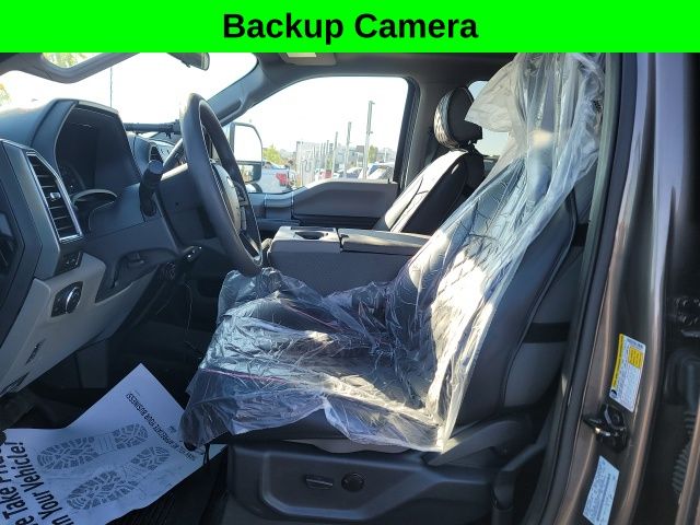 2022 Ford F-350 XLT photo 6
