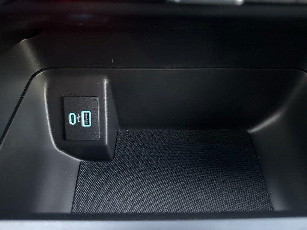 2025 Ford F-150 XLT photo 31