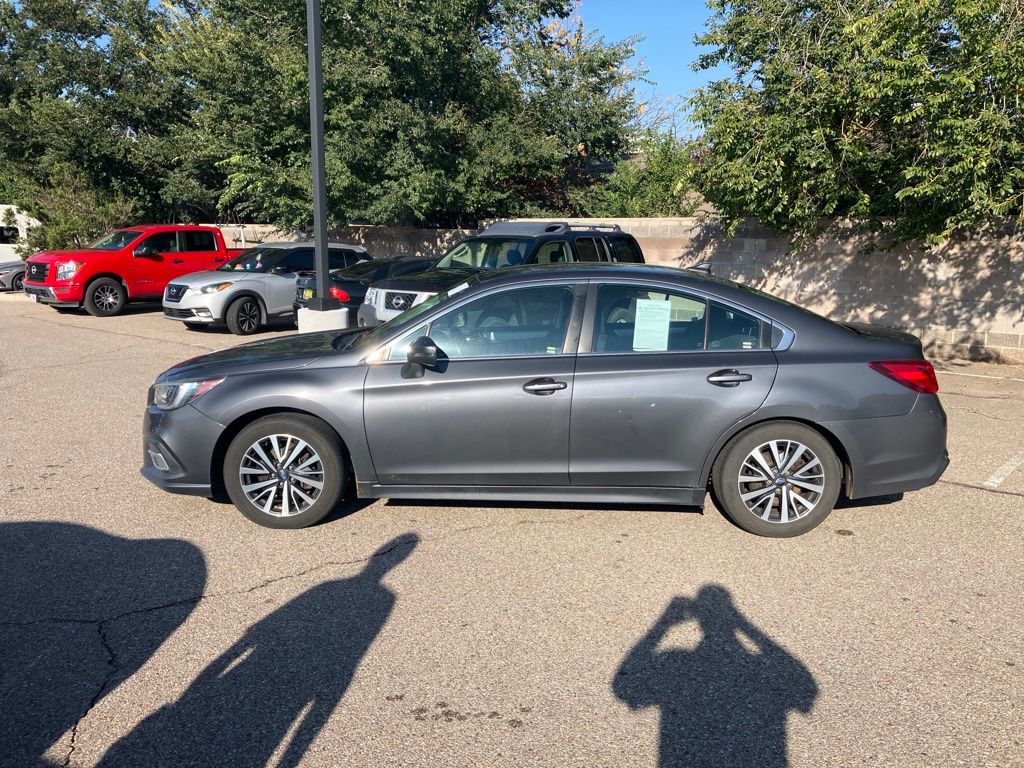 2018 Subaru Legacy 2.5i Premium photo 4
