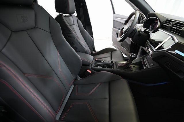 2025 Audi Q3 S line Premium Plus photo 24