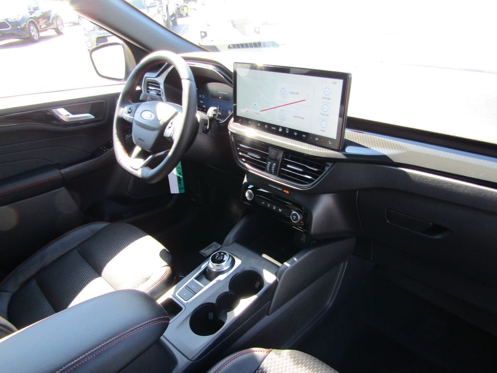 2025 Ford Escape ST-Line Select photo 10