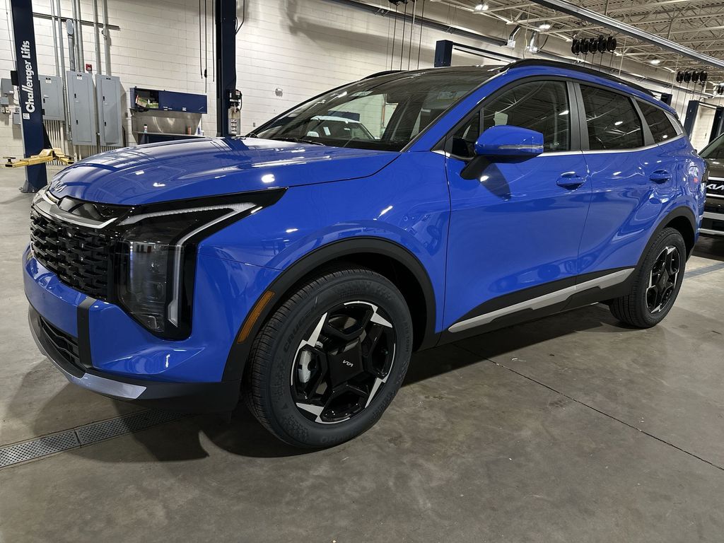 2026 Kia Sportage EX photo 4