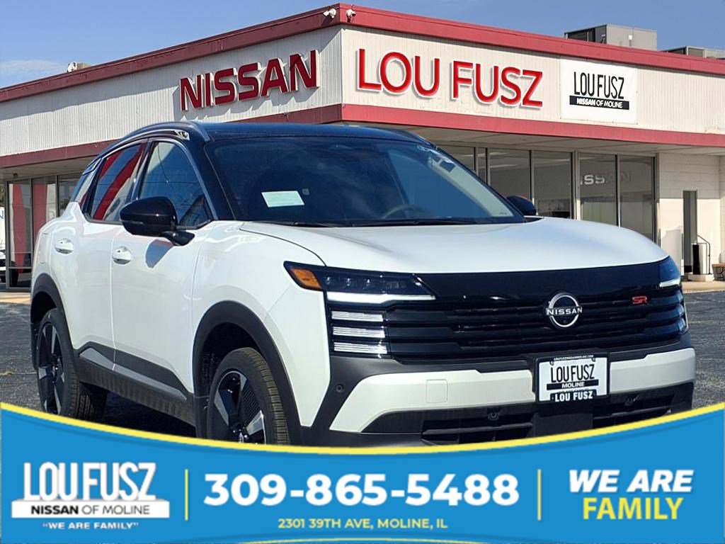 2025 Nissan Kicks SR's photo