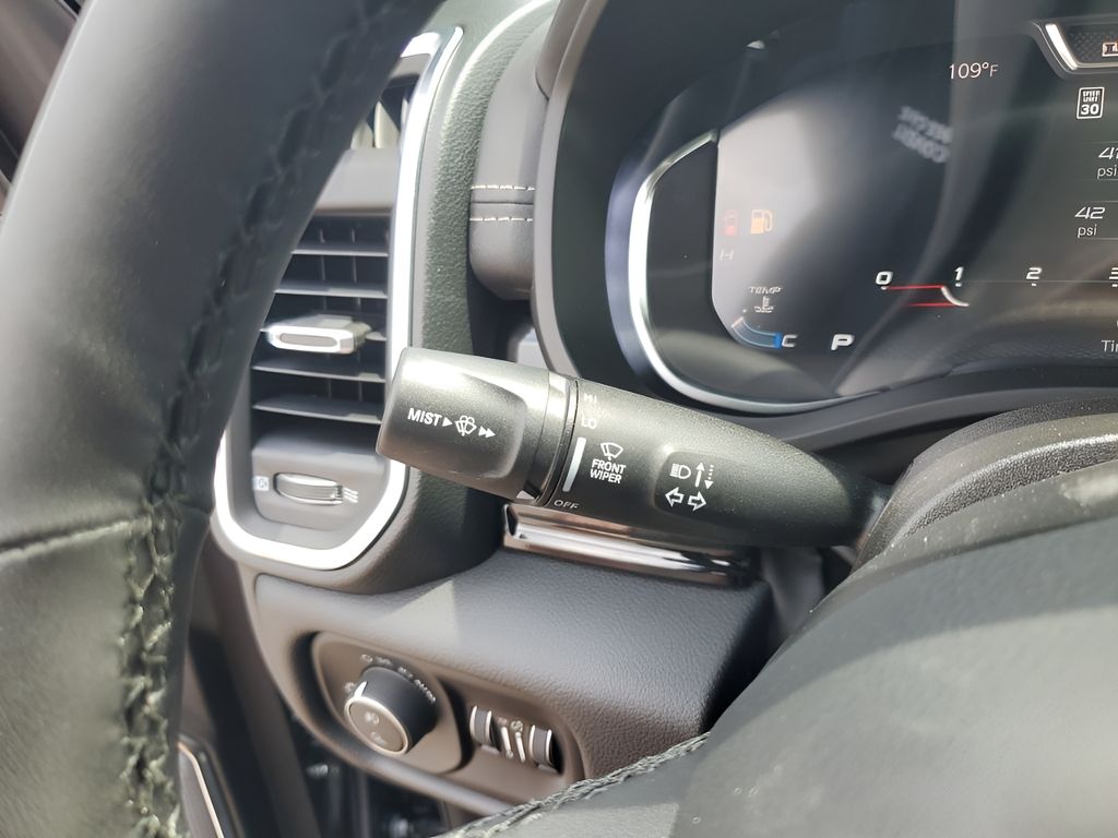 2026 Ram 1500 Laramie photo 38