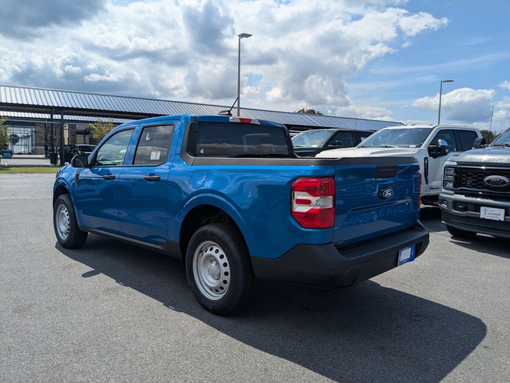 2025 Ford Maverick XL photo 5