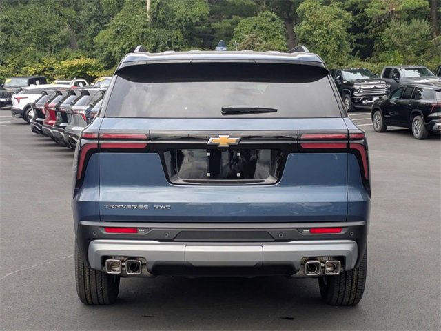 2026 Chevrolet Traverse photo 4