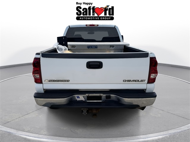 2003 Chevrolet Silverado 2500HD LT photo 9