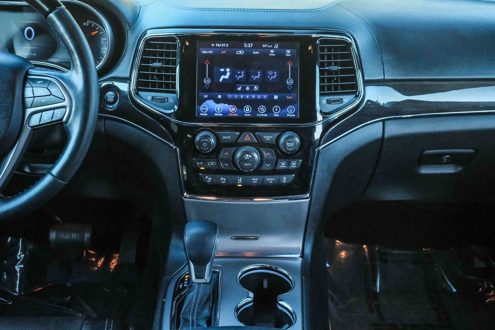 2019 Jeep Grand Cherokee Overland photo 14
