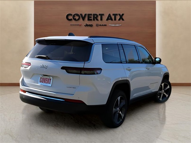 2025 Jeep Grand Cherokee Limited photo 4