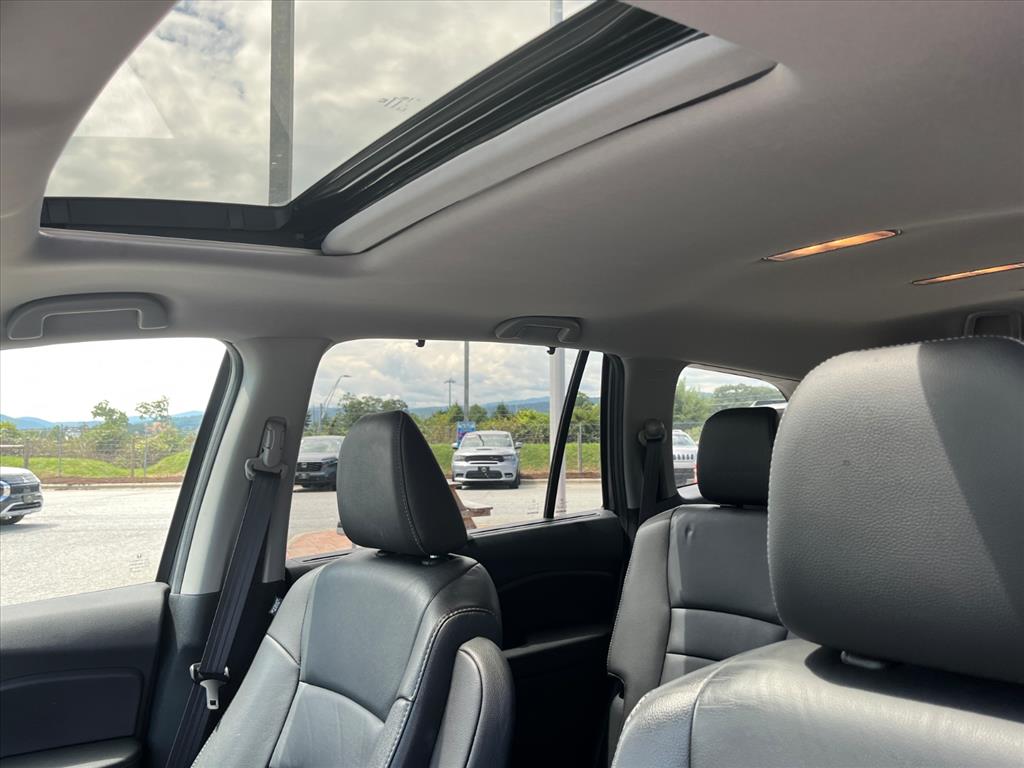 2022 Honda Pilot EX-L photo 7