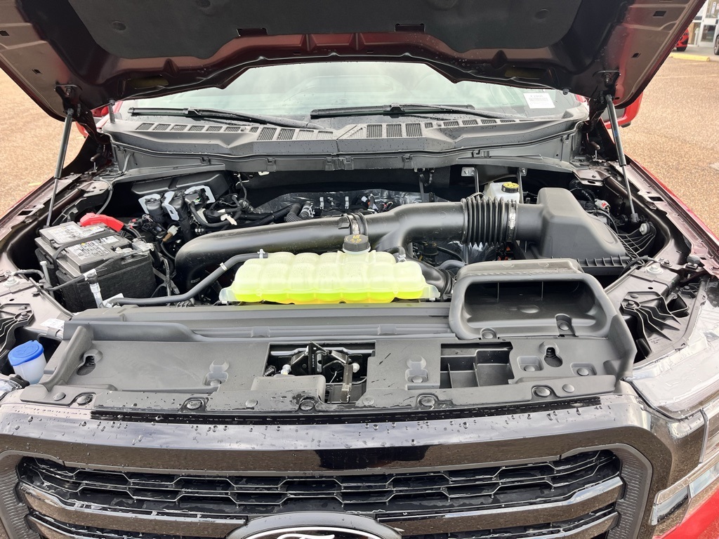 2025 Ford F-150 Lariat photo 26