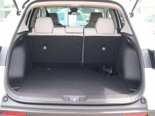 2026 Honda HR-V LX photo 24
