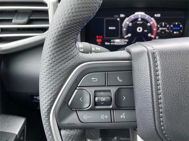 2025 Toyota Tundra Platinum CrewMax photo 14