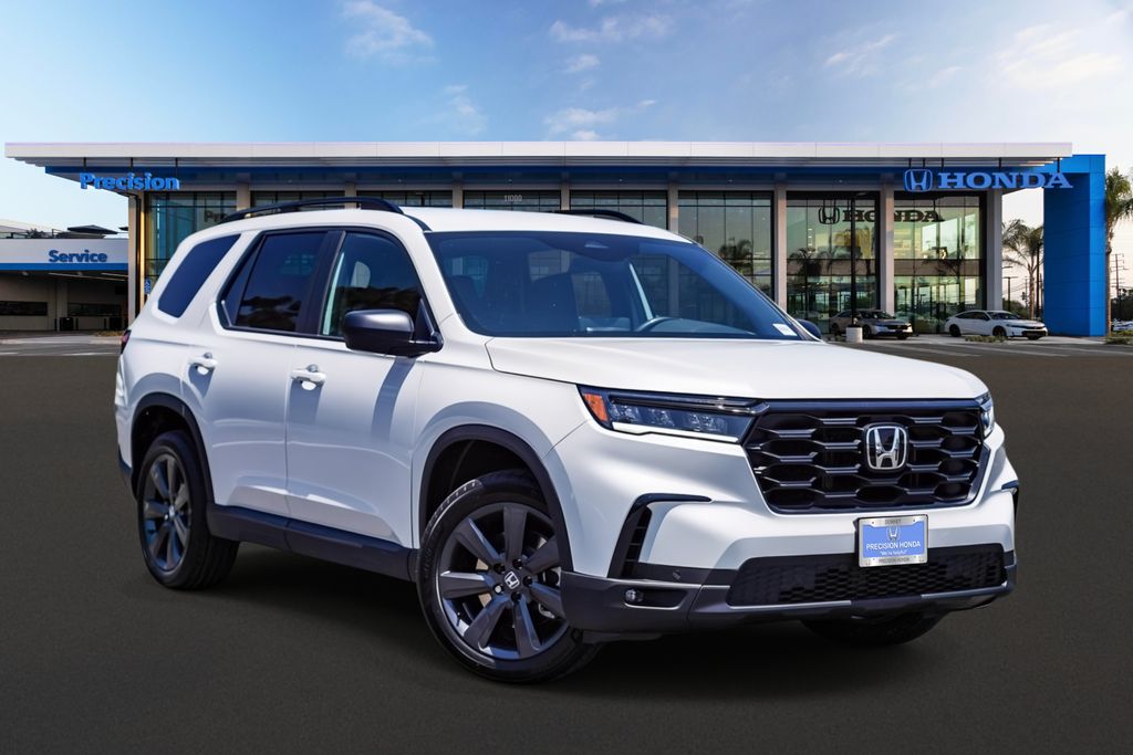 2025 Honda Pilot Sport's photo