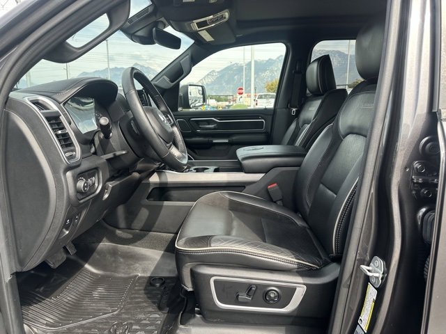 2020 Ram 1500 Laramie photo 25