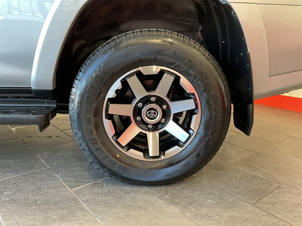 2024 Toyota 4Runner TRD 4WD photo 3