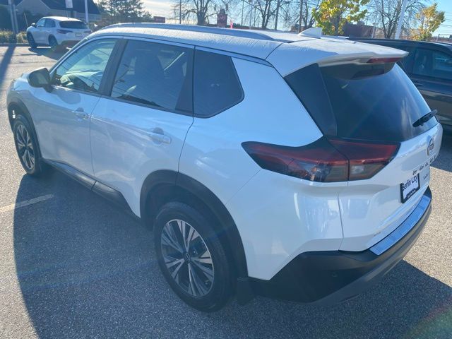 2023 Nissan Rogue SV photo 3