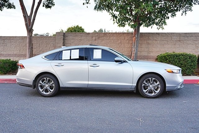 Used 2024 Silver Honda EX image 6
