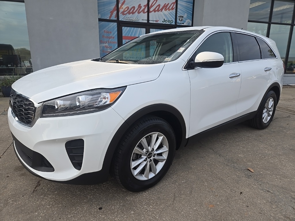 Used 2019 Kia Sorento L with VIN 5XYPG4A30KG611413 for sale in Kansas City