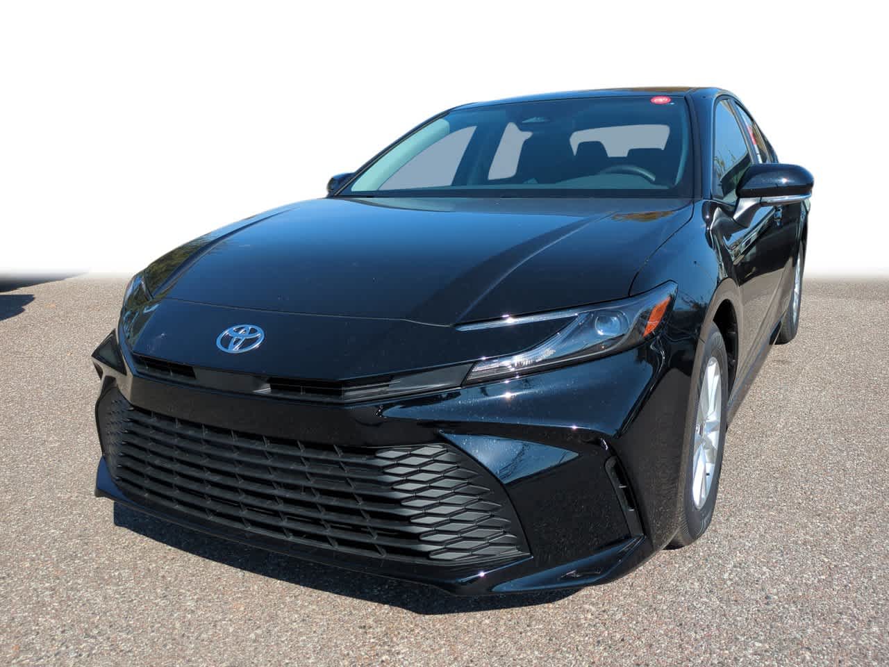 2026 Toyota Camry LE's photo
