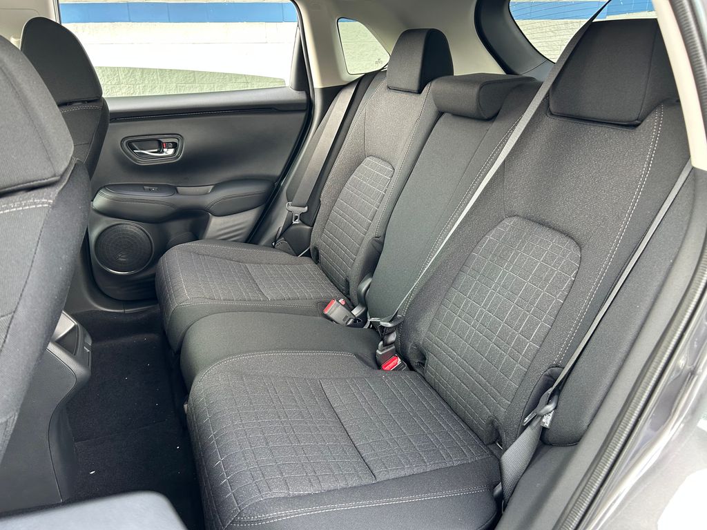 2026 Honda HR-V LX photo 18