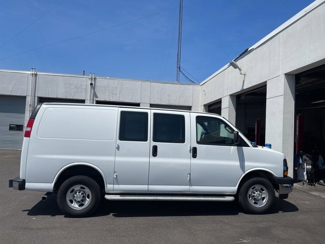 2023 Chevrolet Express Cargo Van 2500 photo 7