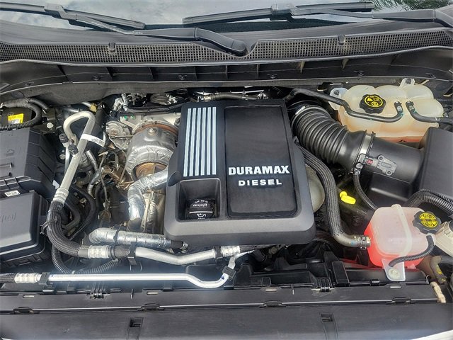 2021 Chevrolet Suburban RST photo 27
