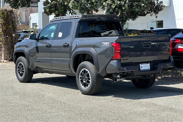 2025 Toyota Tacoma TRD Off-Road 4x4 Double Cab photo 6