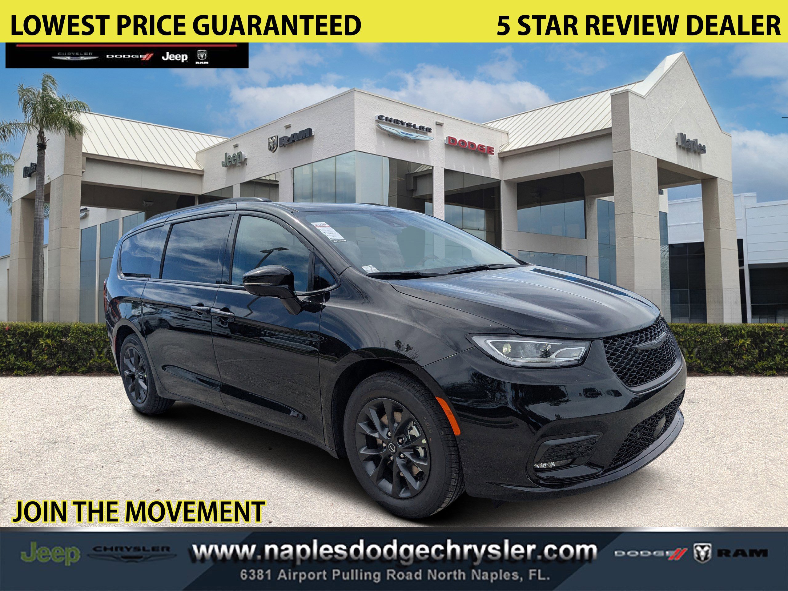 2025 Chrysler Pacifica Select's photo