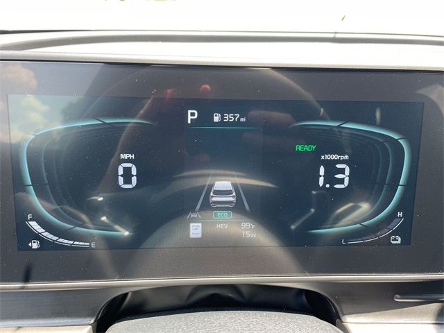 2025 Kia Sportage Plug-In Hybrid X-Line photo 31