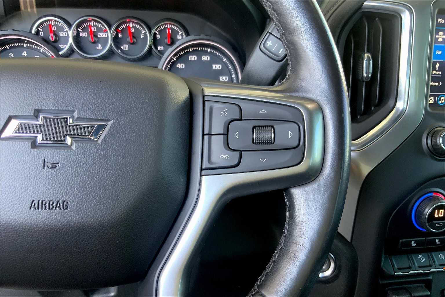 2019 Chevrolet Silverado 1500 LT Trail Boss photo 21