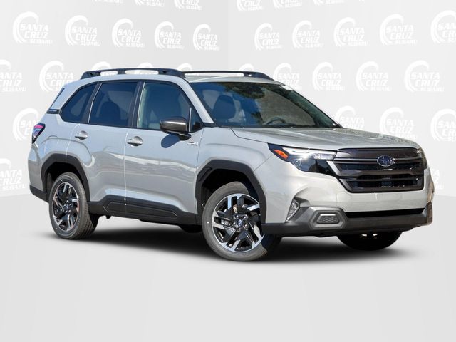 2025 Subaru Forester Premium photo 2