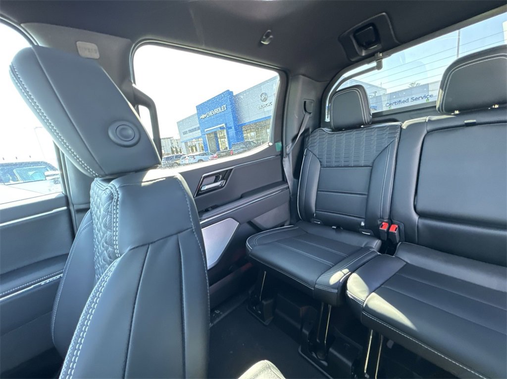 2025 Gmc Sierra EV Denali photo 12
