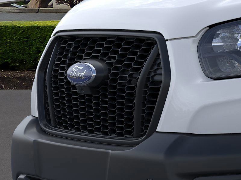2025 Ford Transit photo 13