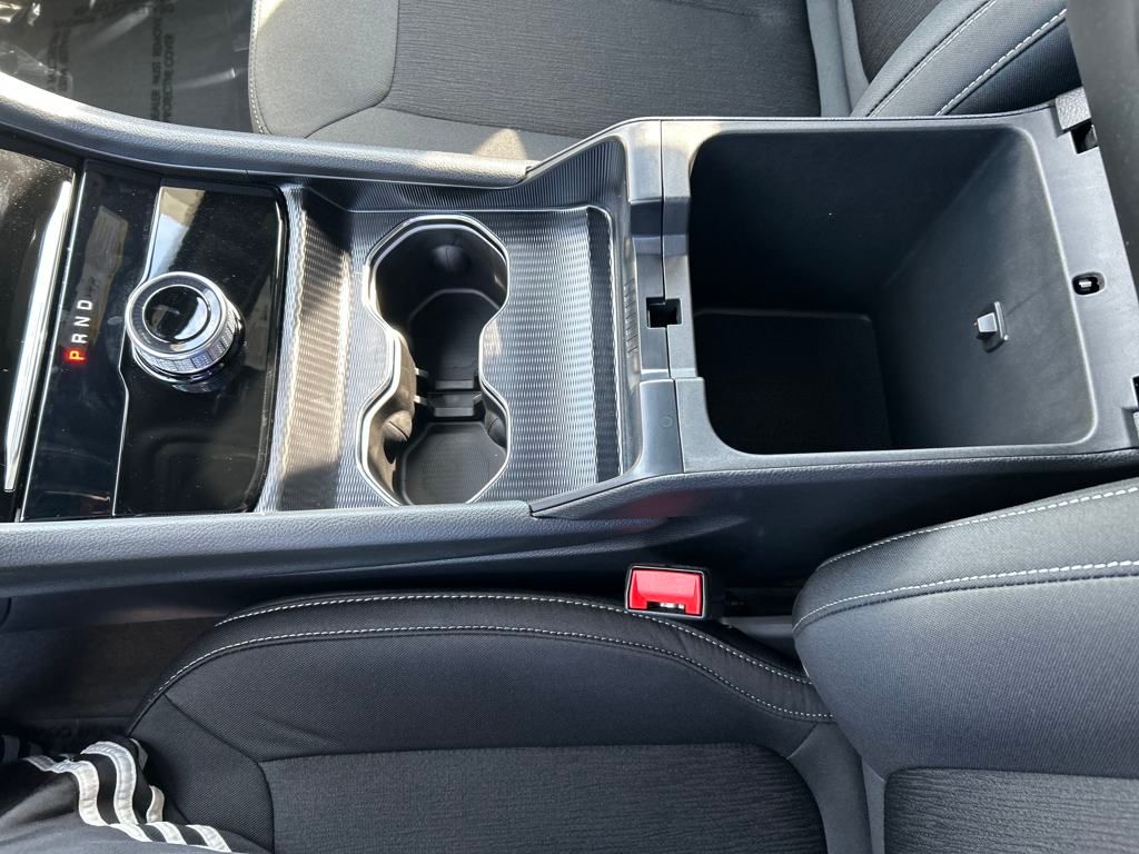 2025 Jeep Grand Cherokee Laredo Altitude photo 16