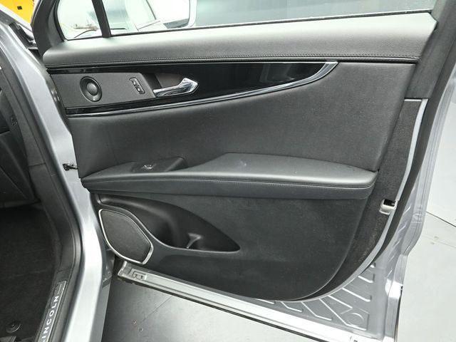 2022 LINCOLN NAUTILUS - Image 29